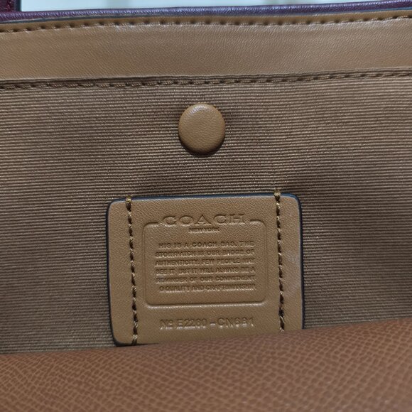 Coach White Bow Tote - Picture 4 of 7